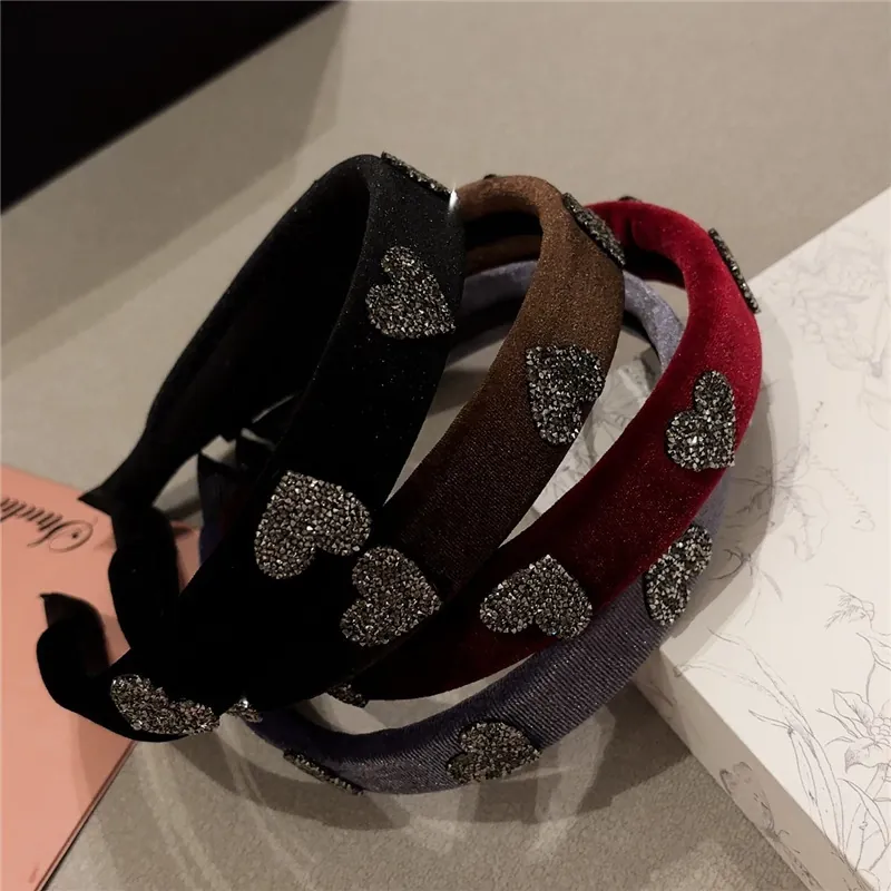 Velvet Heart Rhinestone Headband Wide Brim Anti Slip Hair Band Vintage Elegant Headpiece For Women