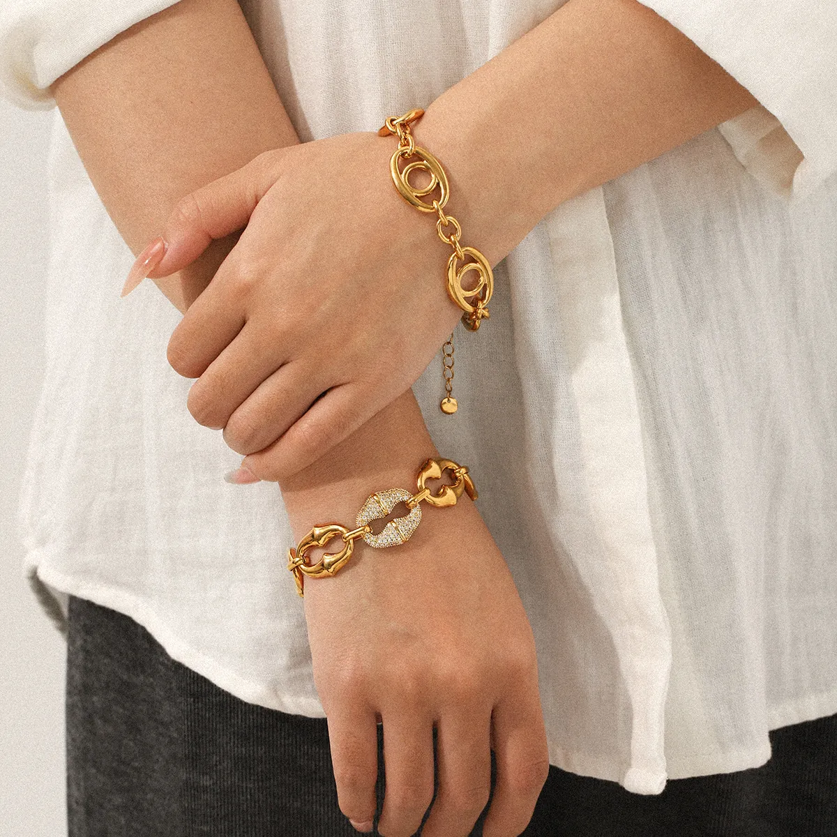 Bracelet Chaîne En Acier Inoxydable Plaqué Or 18K Design De Niche Style Ins Femme Bijoux Avec Incrustation De Zircone