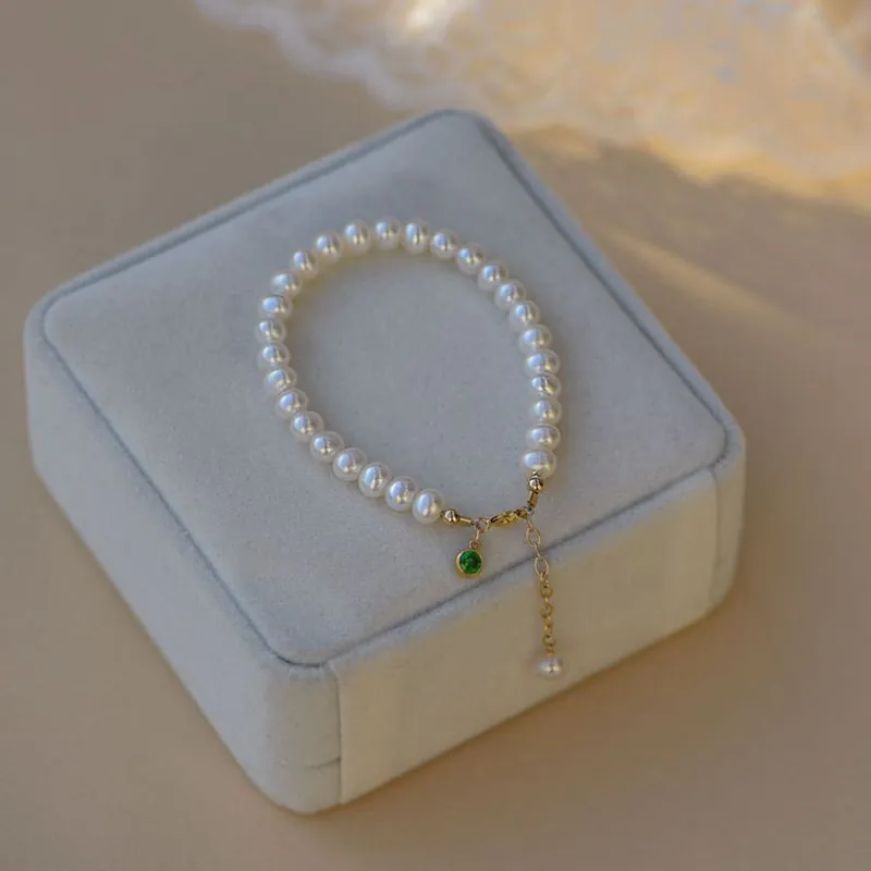 Freshwater Pearl Bracelet With Emerald Green Gemstone Pendant Titanium Steel Gold Plated Adjustable Chain For Women