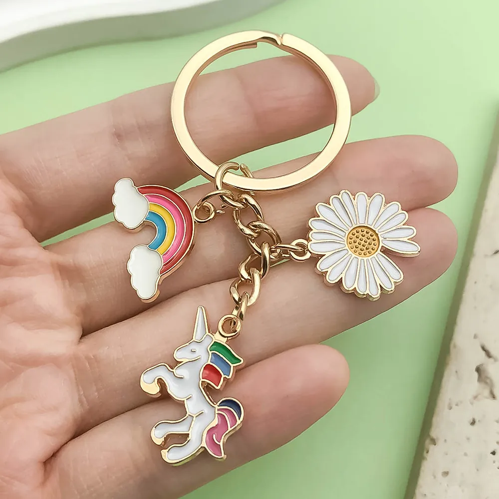 Cartoon Rainbow Unicorn Daisy Keychain Enamel Alloy Pony Key Chain Cute Bag Charm Pendant Jewelry Gift For Women Kids
