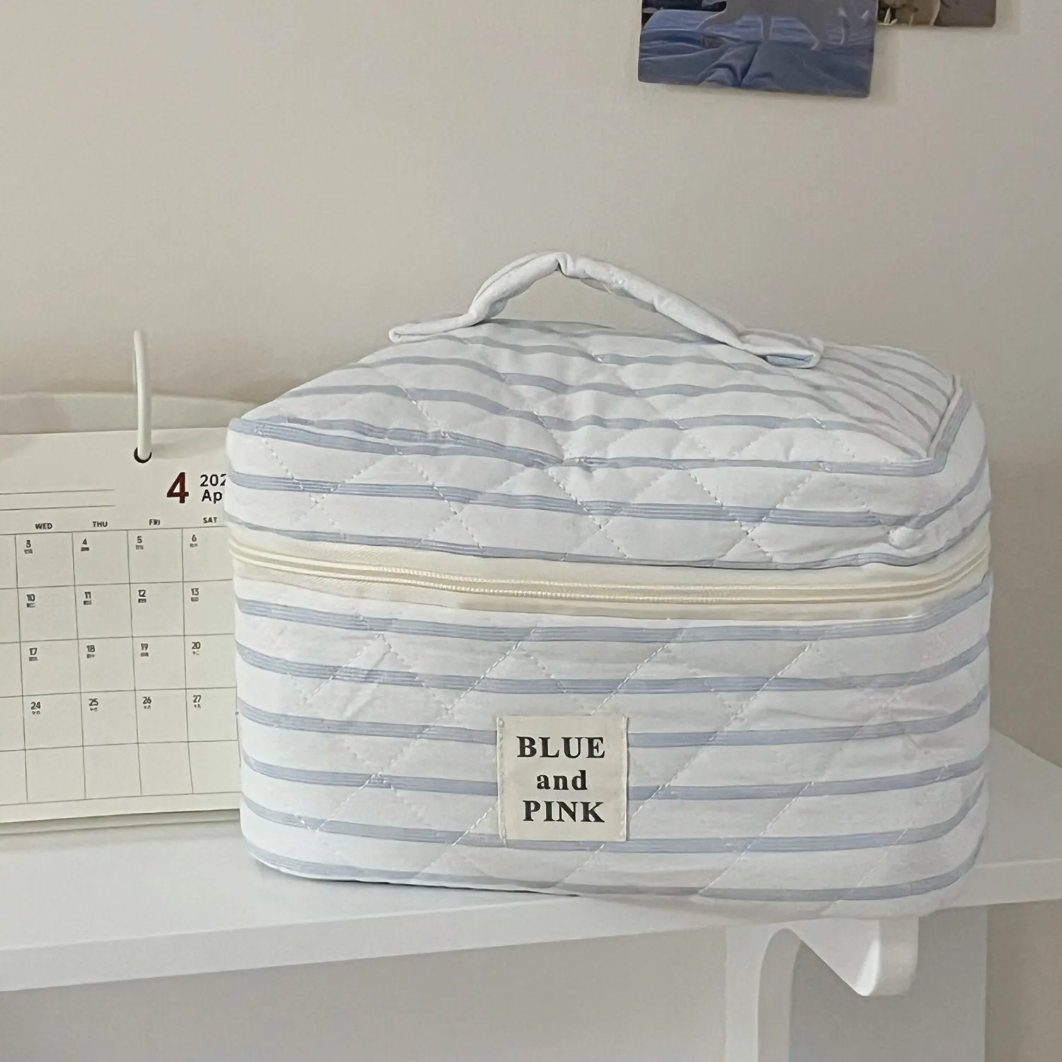 Quilted Striped Makeup Bag Cotton And Polyester Portable Travel Toiletry Case Organizer Bag For Women
