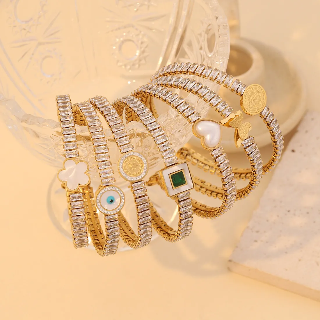 Bracciale Moda Da Donna In Acciaio Inossidabile Placcato Oro Con Zirconi Cuore Farfalla Occhio Di Allah Ciondoli Gioielli Eleganti