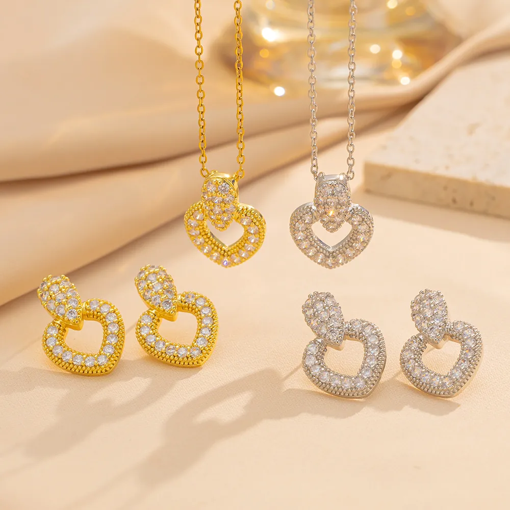 Herzförmiger Halsketten Und Ohrring Schmuck Eleganter Funkelnder Vergoldeter Mikropflaster Mode Luxus Damen