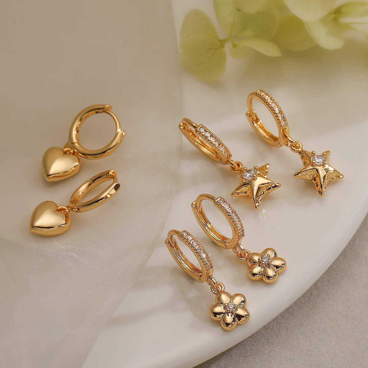 Heart Star Flower Pendant Earrings Gold Plated Copper Cubic Zirconia Inlaid Minimalist Commuting Jewelry For Women