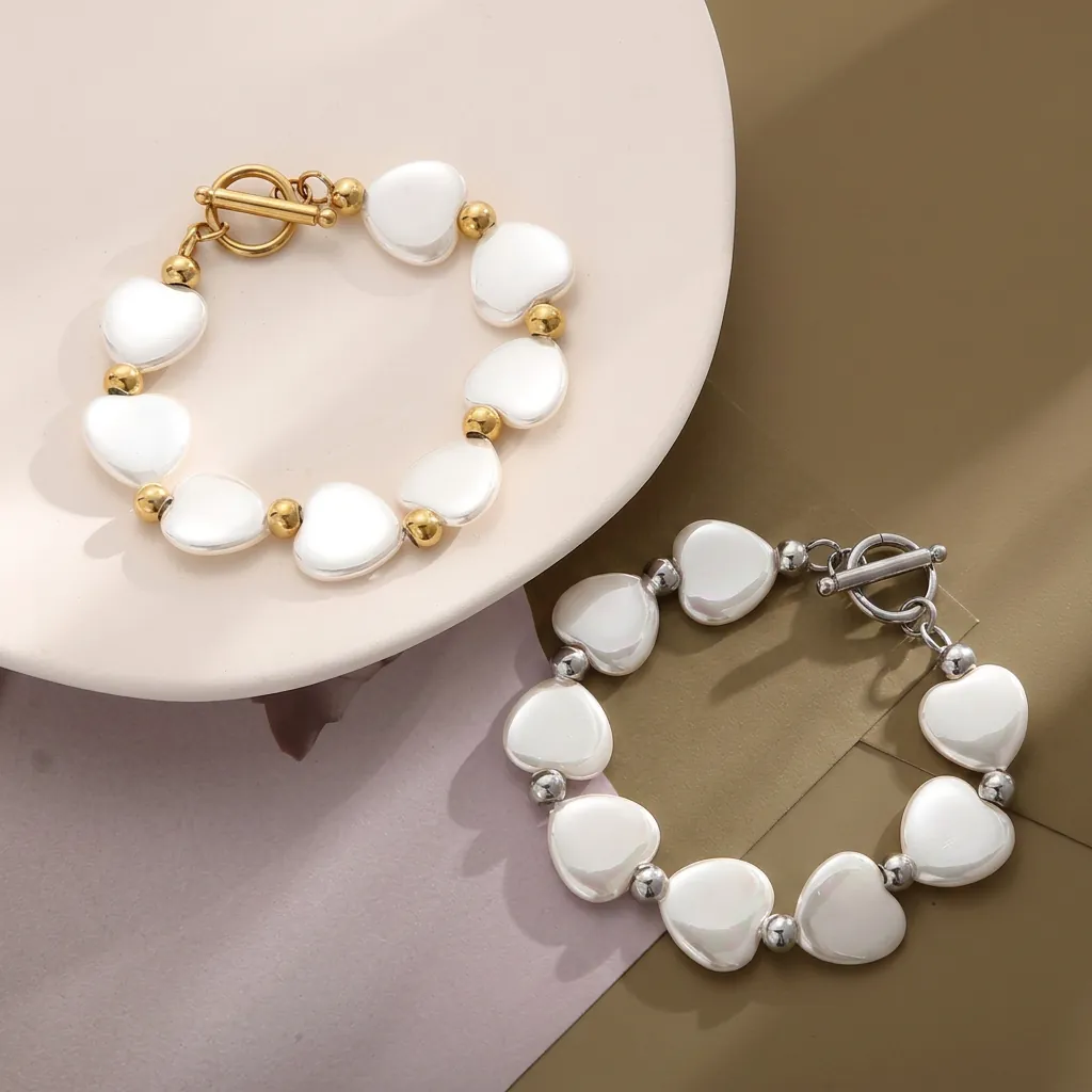 Bracelet Künstliche Perles De Nacre En Forme De Cœur Acier Inoxydable Fermoir À Bascule Bijoux Mode Élégants Femmes Filles