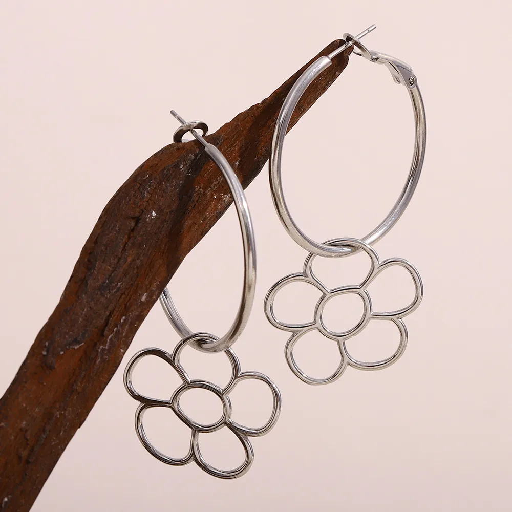 Boucles D'oreilles Créoles Avec Pendentif Fleur Creuse Plaqué Or 18 Carats Acier Inoxydable Bijoux Mode Élégants
