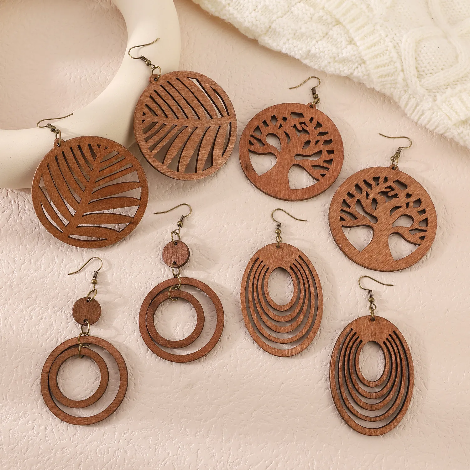 Orecchini Pendenti Retro Bohémien in Legno Traforato Albero della Vita Foglia Geometrici per Donna Gioielli Stile Etnico Regalo