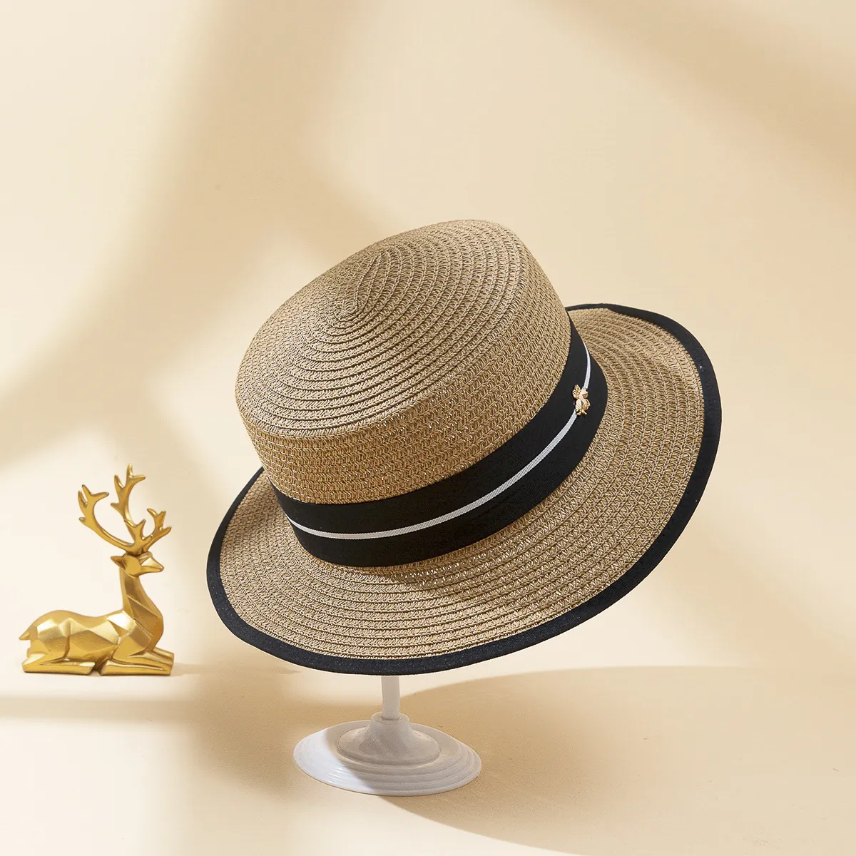 Retro Flat Top Paper Straw Boater Hat With Metal Bee Ribbon Accent For Summer Beach Sun Protection For Women