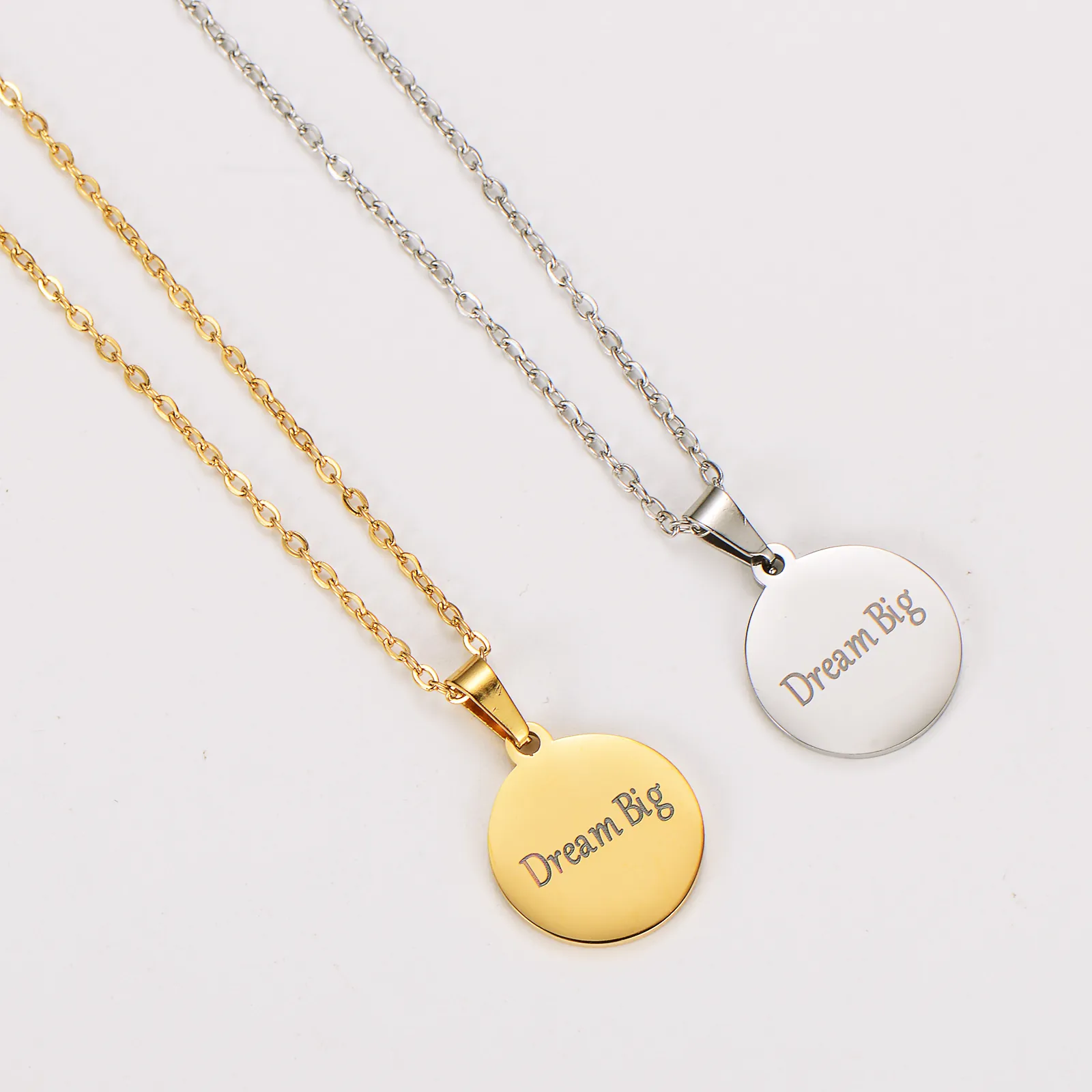 Dream Big Engraved Round Disc Pendant Necklace 18K Gold Plated 304 Stainless Steel Inspirational Jewelry For Women