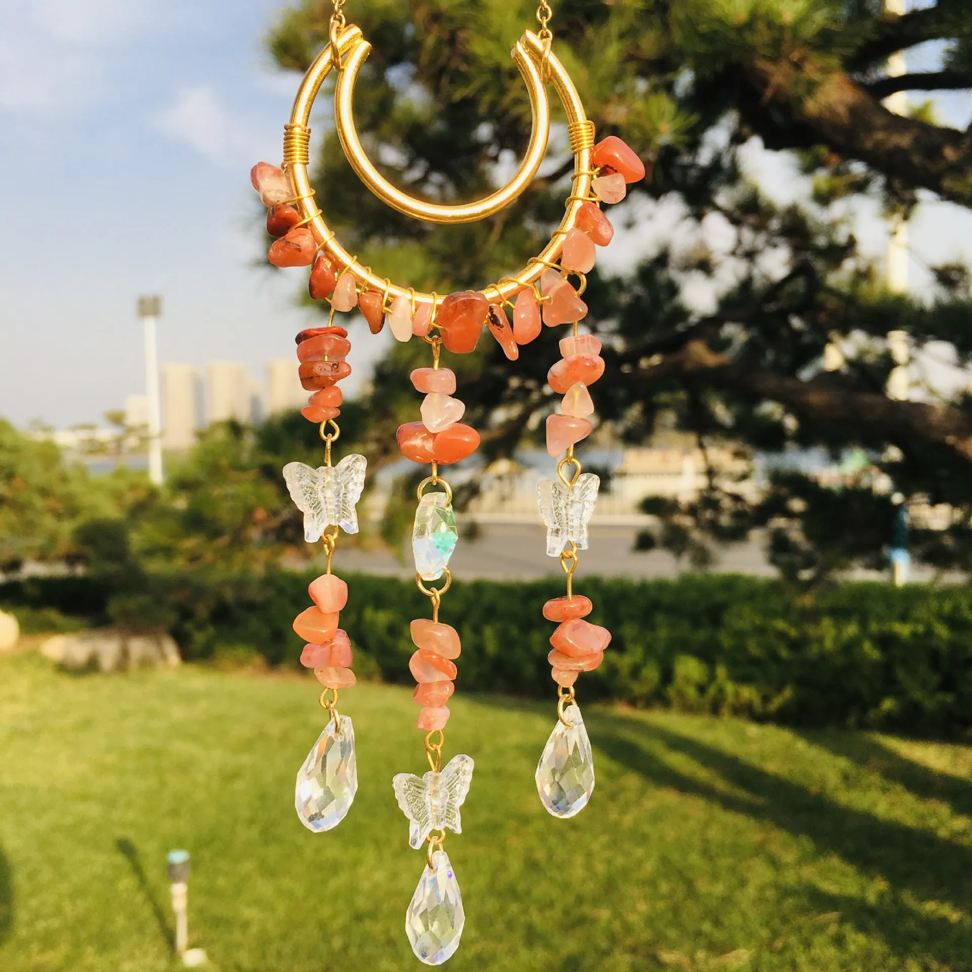 Natural Crystal Crushed Stone Moon Sun Catcher Hanging Ornament With Metal Frame Butterfly Water Drop Prism Home Decor