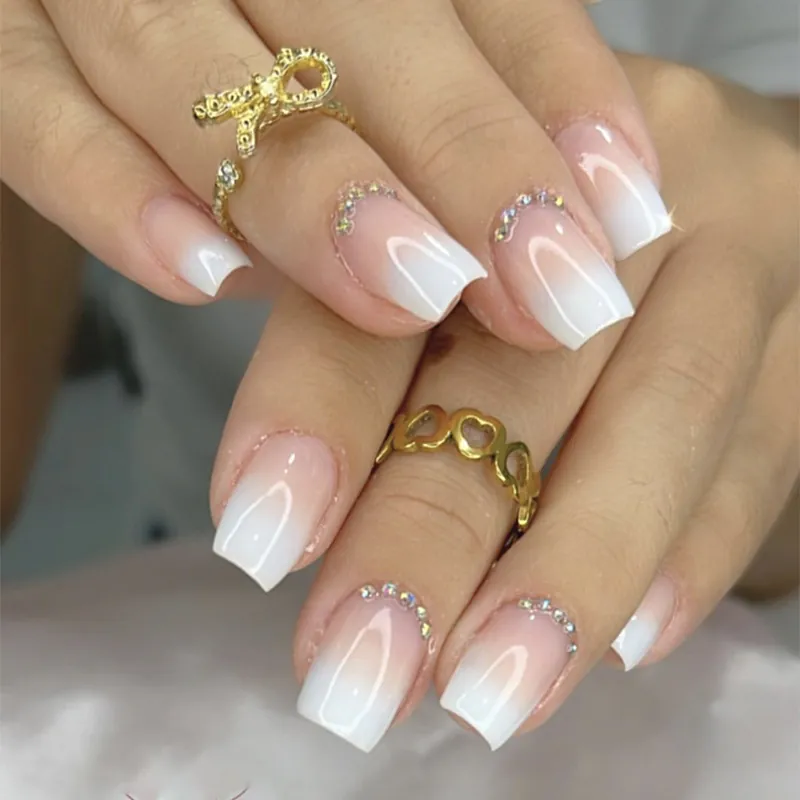 Press On Nails White Nude Ombre Gradient Rhinestones Square Round Artificial False Fingernails Simple Elegant Wearable