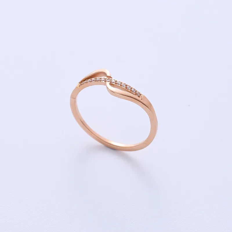 Bague Vague En Acier Inoxydable Or Rose Femmes Ligne Croisée Élégante Bijoux De Doigt En Strass Mode
