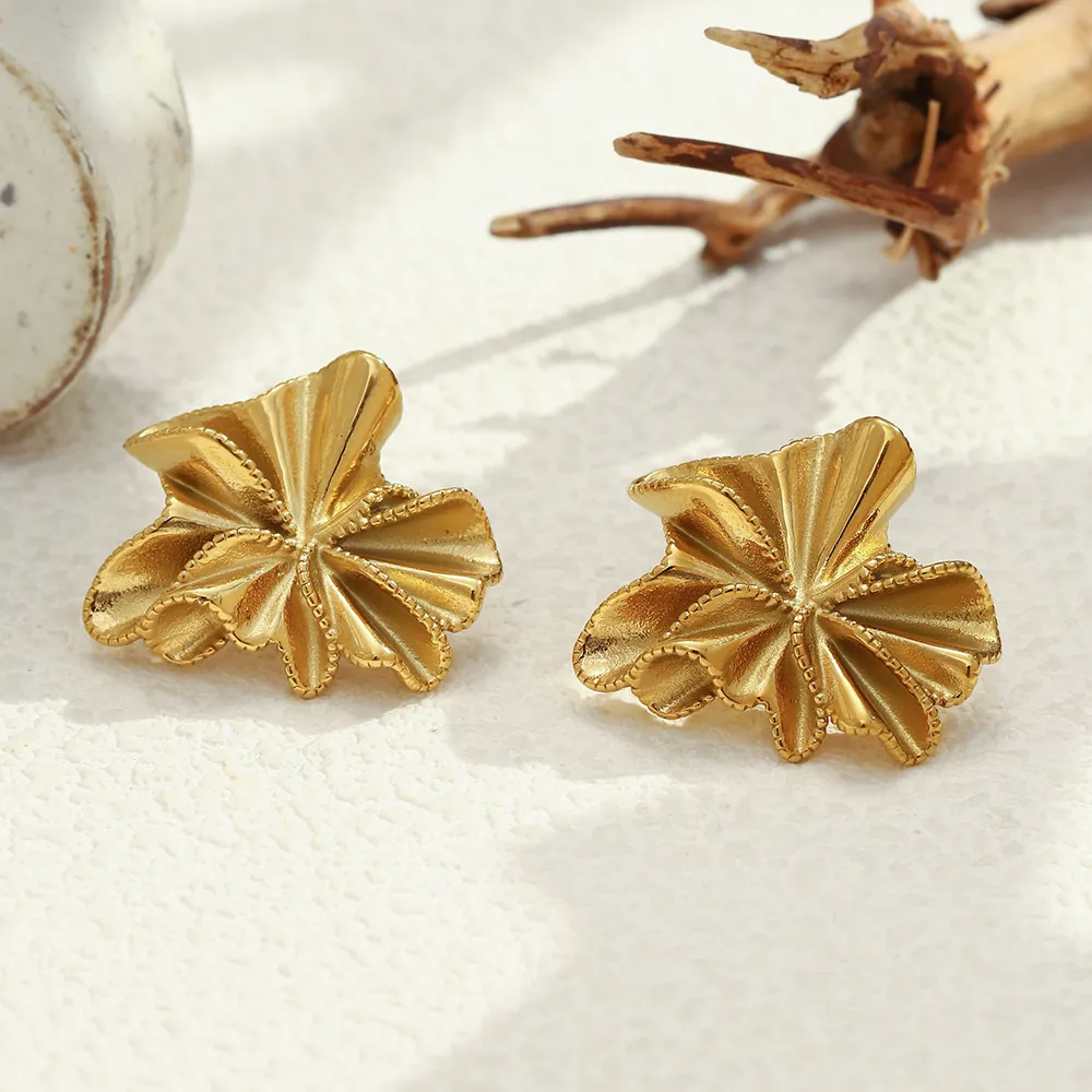 Vintage Flower Stud Earrings 18K Gold Plated Stainless Steel Pleated Petal Beaded Edge Jewelry For Women