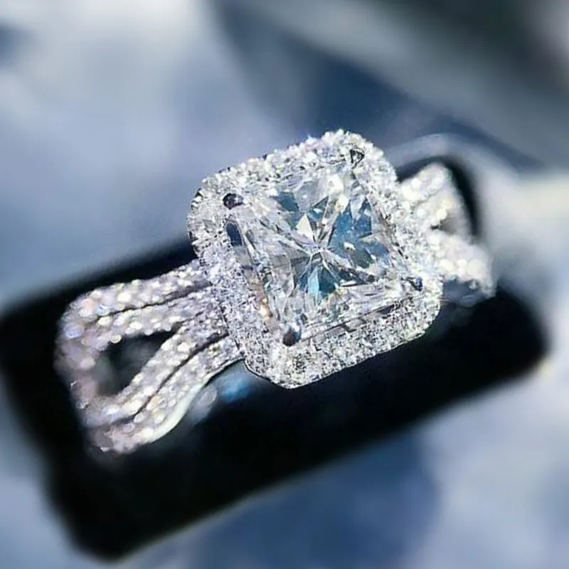 Princess Cut Zircon Ring For Women With Halo Setting And Split Shank Design Elegant Engagement Wedding Jewelry Gift Sparkly