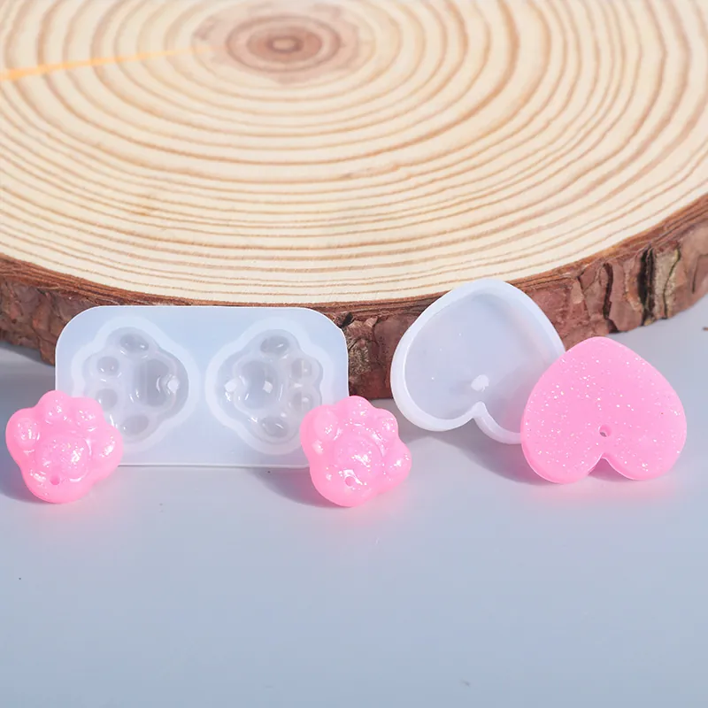 Silicone Mold DIY Resin Craft Cat Paw Heart Shape Pendant Making Tool Mirror Surface Jewelry Keychain Accessory