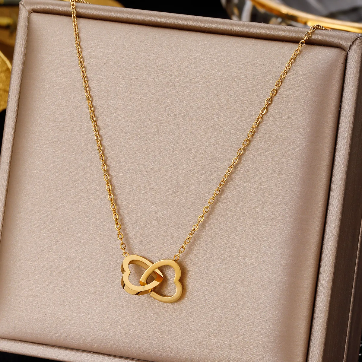 Double Interlocking Heart Pendant Necklace Stainless Steel Gold Plated Minimalist Sweet Jewelry For Women