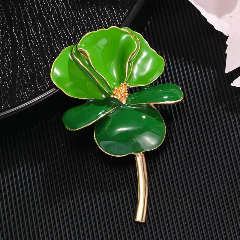 Vintage Enamel Iris Flower Brooch For Women Zinc Alloy 3D Painted Floral Lapel Pin Elegant Wedding Party Jewelry Gift