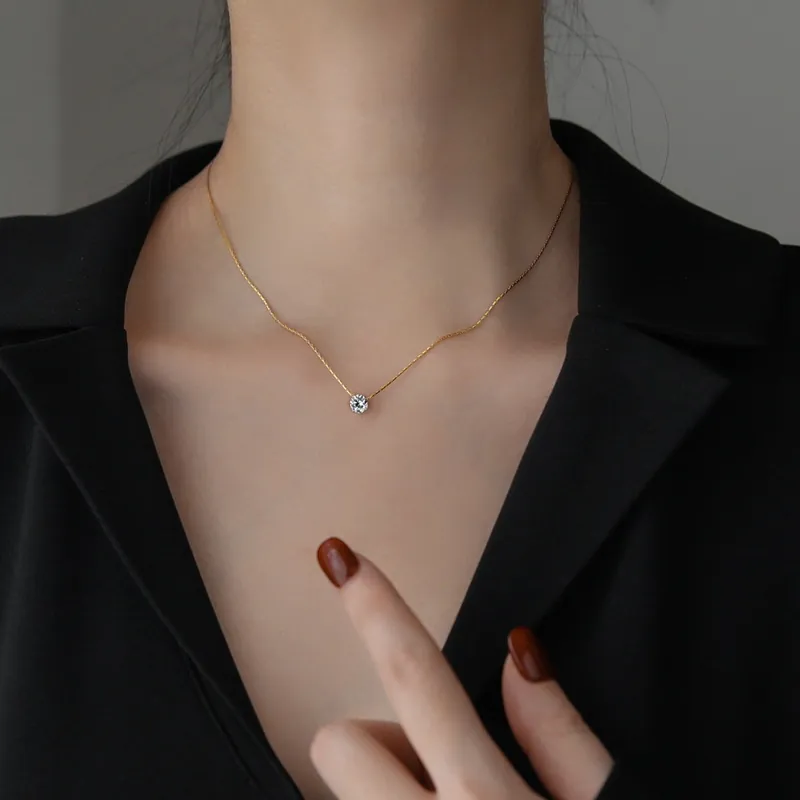Minimalist Six Prong Round Zircon Pendant Necklace Titanium Steel Elegant Clavicle Chain For Women