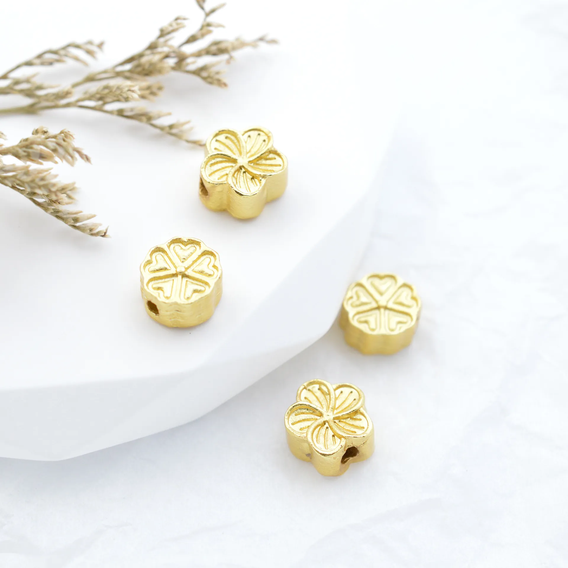 Alloy Gold Heart Peach Blossom Flower Shape Spacer Beads Vintage DIY Jewelry Making Accessories Bracelet