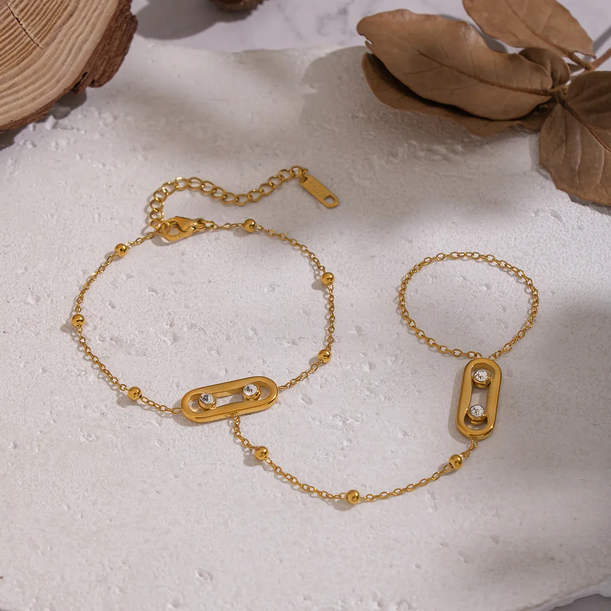 Bracelet Chaîne De Main En Acier Inoxydable Avec Bague Plqué Or Zircone Cubique Coulissant Ovale Pour Femmes