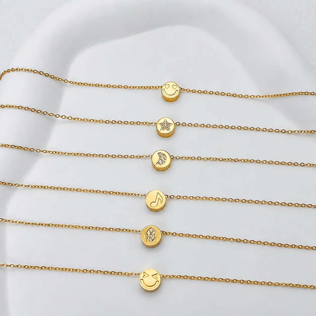 Pulsera de Acero Inoxidable con Cara Sonriente para Mujer Moda Coreana Minimalista Corazón Estrella Strass Pulsera con Dije de Colgante