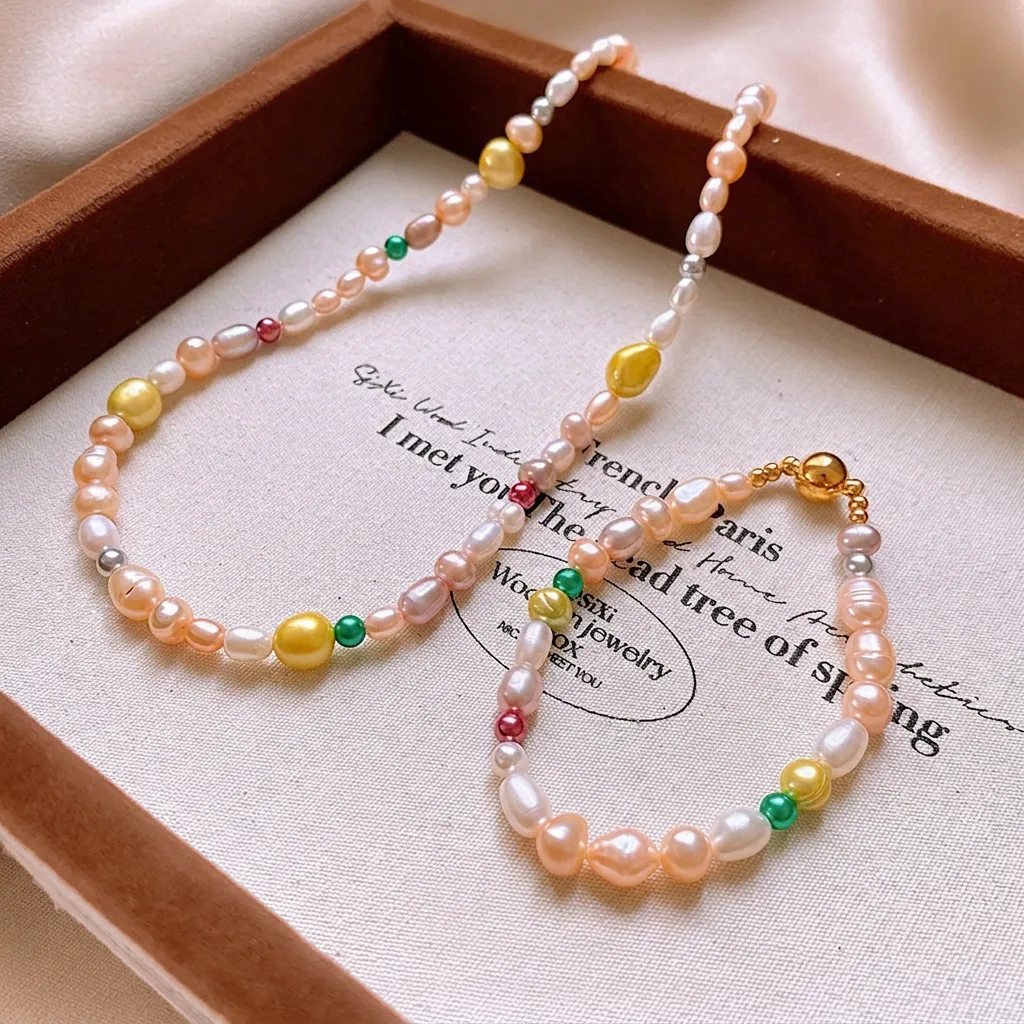 Bijoux Collier Et Bracelet En Perles D'eau Douce Multicolores Avec Fermoir Magnétique Acier Au Titane Style Baroque Vintage Français Femmes