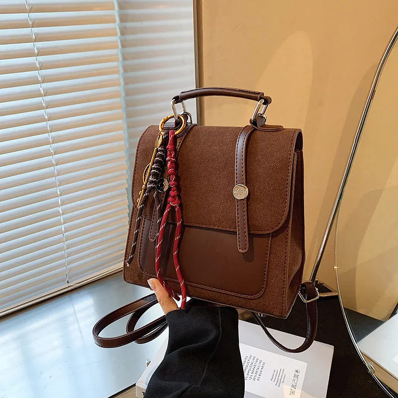 Mochila Bandolera Mujer Vintage Cuero PU Ante Patchwork Solapa Multifuncional Retro Bolso De Hombro Con Colgante De Llave