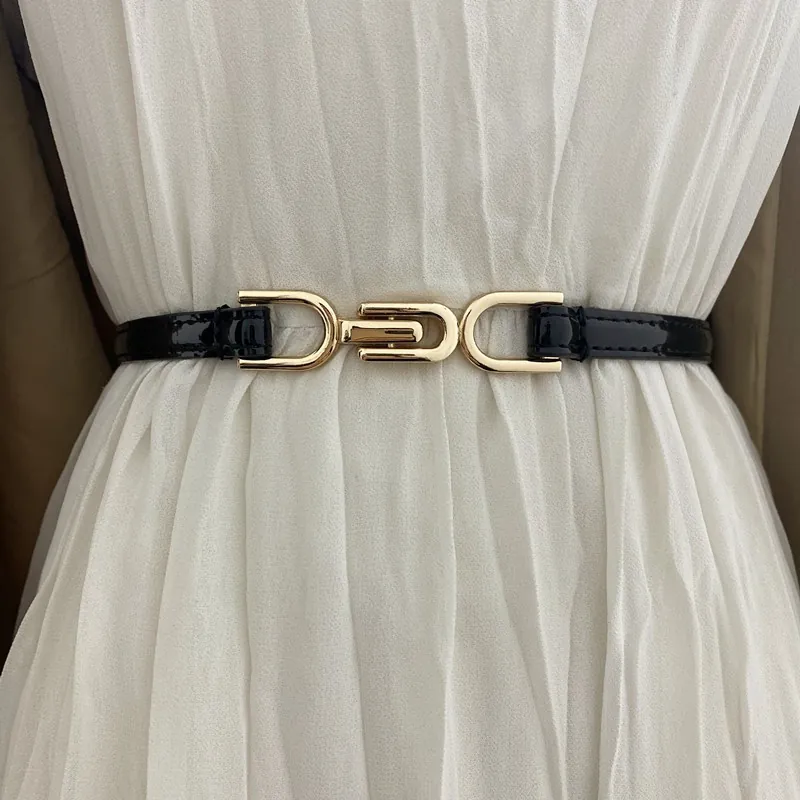 Women Skinny PU Leather Belt Shiny Patent Finish Gold Alloy Interlocking Buckle For Dress Decorative Slim Waistband