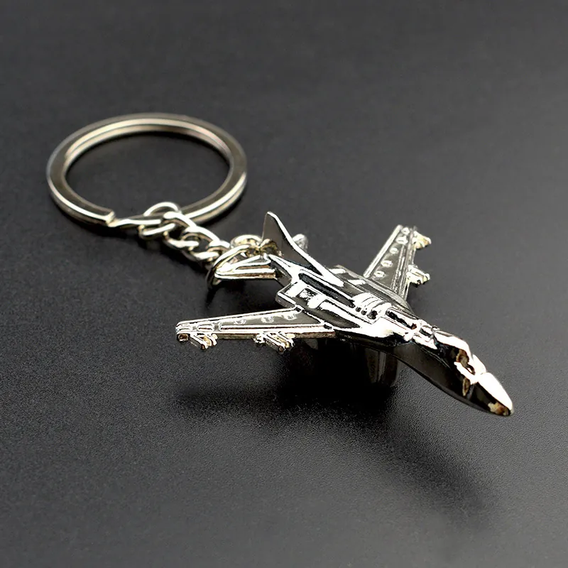 Llavero Creativo de Metal con Modelo de Avión de Combate Plateado Aleación de Zinc Colgante de Avión Llavero Regalo Decorativo