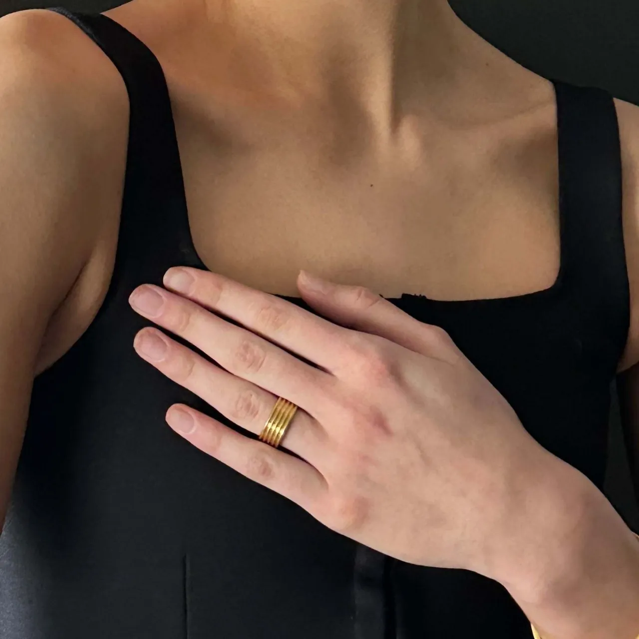 Minimalistisch 18K Vergoldeter Kupferring Für Damen Herren Mehrlagig Breites Band Mode Linientextur Schmuck Fingerring