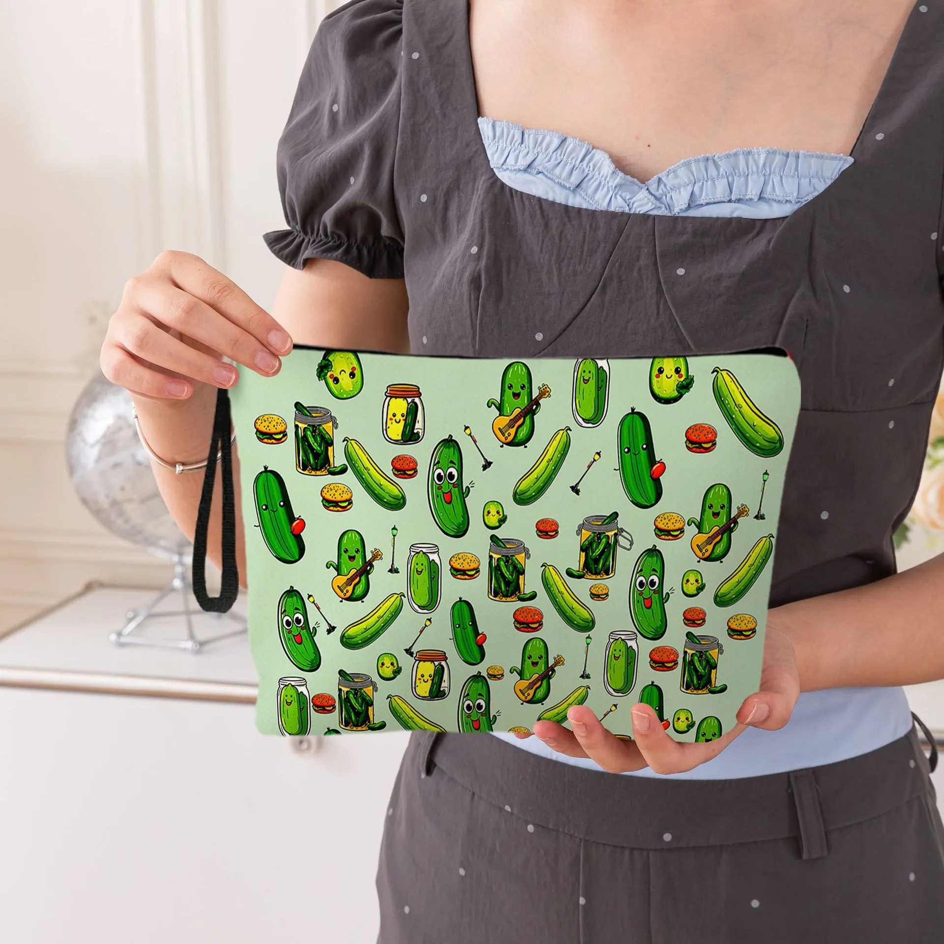Funny Cartoon Pickle Print Fine Linen Makeup Bag With Zipper Closure Portable Travel Cosmetic Pouch Novelty Organizer