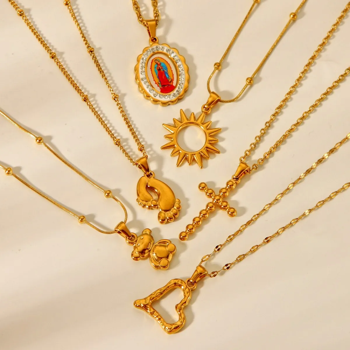 Vintage Gold Stainless Steel Pendant Necklace For Women Retro Sun Cross Heart Bear Footprint Religious Portrait Jewelry