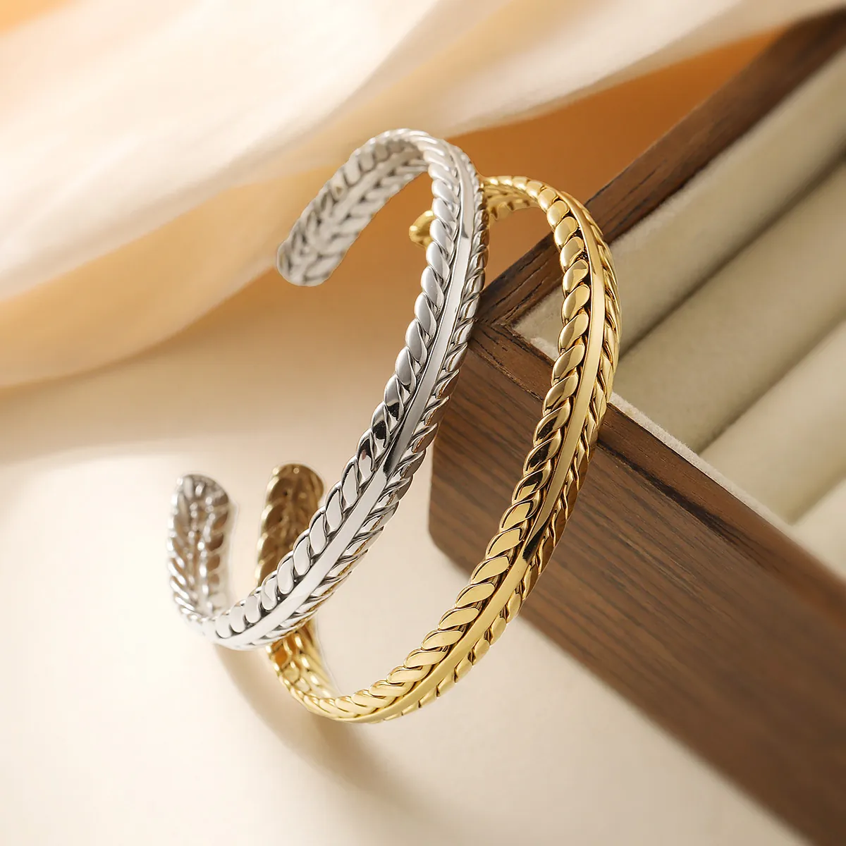 Open Bangle Bracelet Stainless Steel 18K Gold Plated Wheat Ear Weaving Twisted Rope Minimalist Luxury Jewelry For Women
