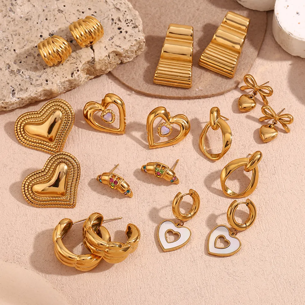 Vintage Stainless Steel Gold Plated Geometric Heart Bowknot Stud Earrings For Women Hollow Rhinestone Earrings Jewelry