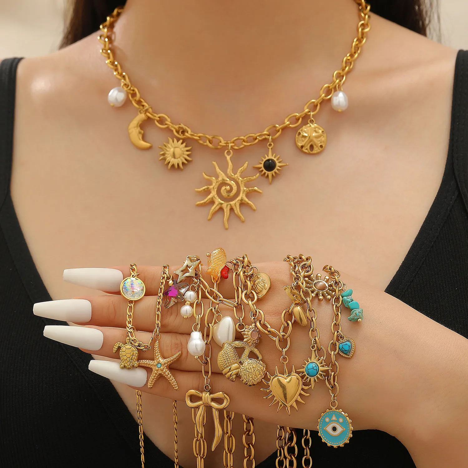 Collana Bohemienne in Acciaio Inossidabile Placcata Oro 18K Pendenti Sole Luna Stella Stella Marina Cuore Malocchio Künstliche Perle Gioielli Donna