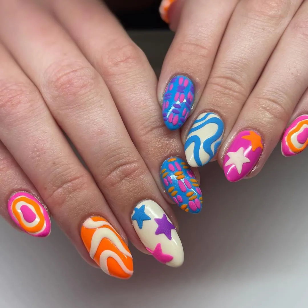Glossy Long Almond Press On Nails Plastic Embossed Star Stripe Patterns Artificial False Fingernails For Women