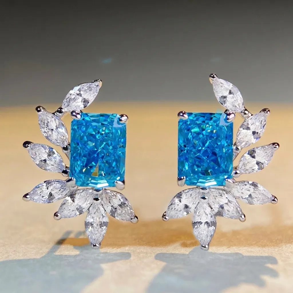 Orecchini a Bottone in Argento Sterling 925 con Zirconia Rettangolare per Donna Elegante Gioiello a Forma di Ala di Spiga di Grano