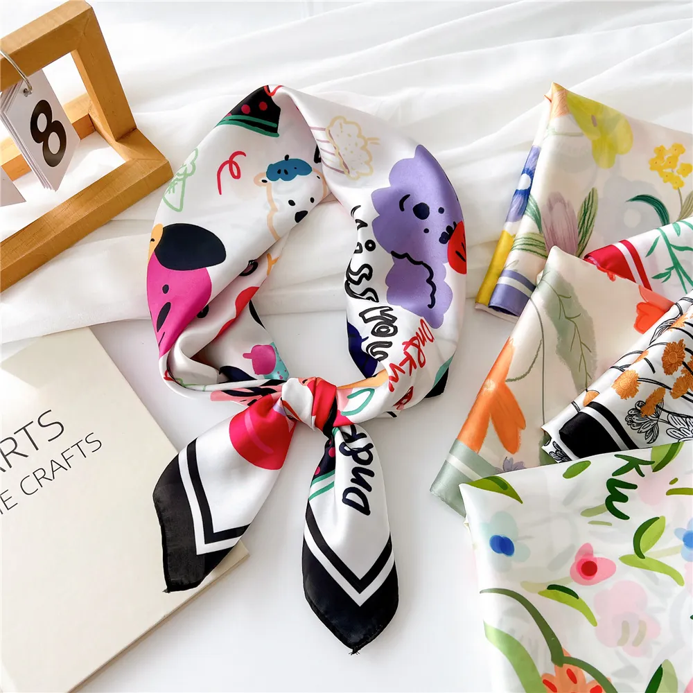 Women Square Scarf Polyester Satin Satin Feeling Headband Neck Kerchief Elegant Floral Animal Print Hair Accessory