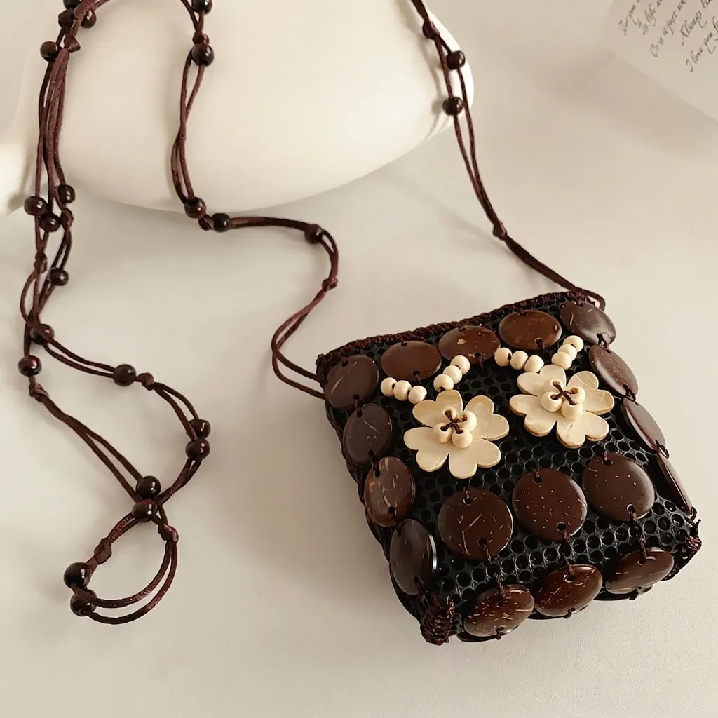 Collier Mini Sac Fleur En Coquille De Noix De Coco Fait Main Style Ethnique Bohème Corde Tissée Perle En Bois Accessoire