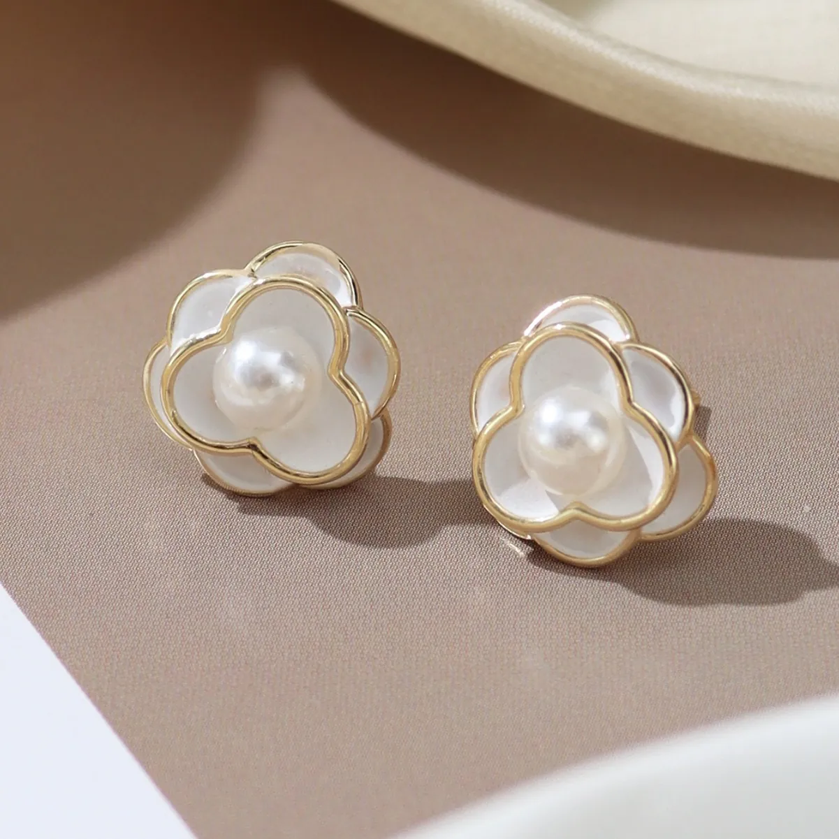 White Camellia Flower Stud Earrings Enamel Artificial Pearl Copper French Elegant For Women With 925 Sterling Silver Earring Post