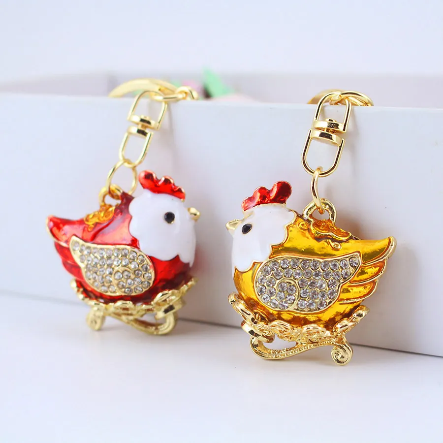 Cute Lucky Hen Chicken Keychain Zinc Alloy Rhinestone Enameled Metal Bag Pendant Charm Animal Key Ring Car Keychain Gift