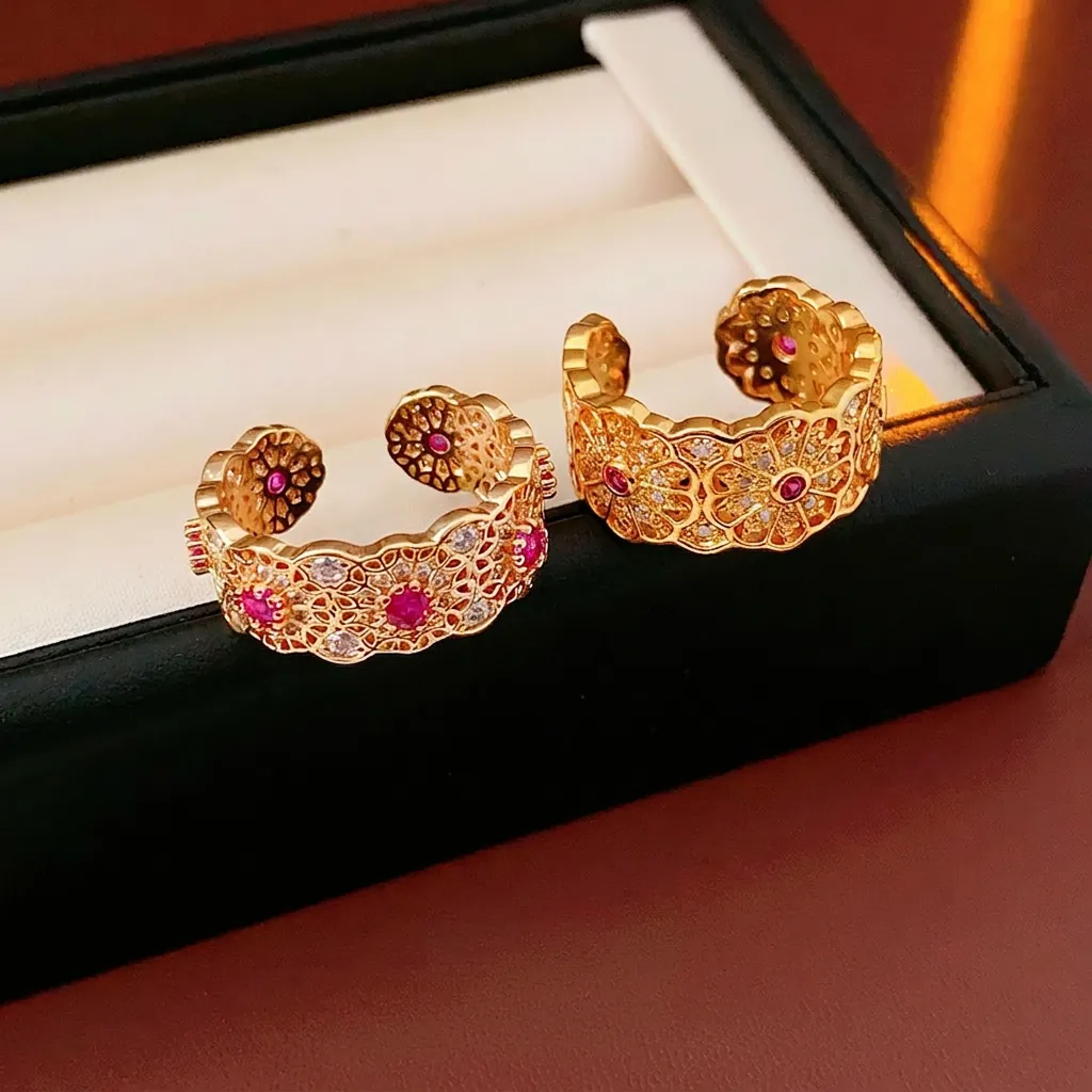 Anello Aperto Cavo Fiore Vintage Rame Placcato Oro Zircone Rosso Bianco Regolabile Stile Palazzo Gioielli Per Donne