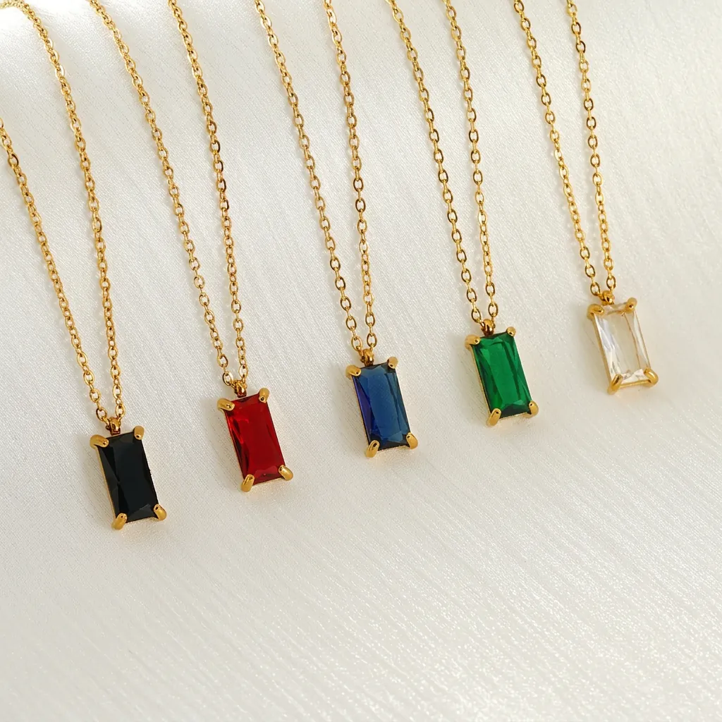 Rectangle Zircon Pendant Necklace 18K Gold Plated Stainless Steel Geometric Minimalist Vintage Clavicle Chain For Women