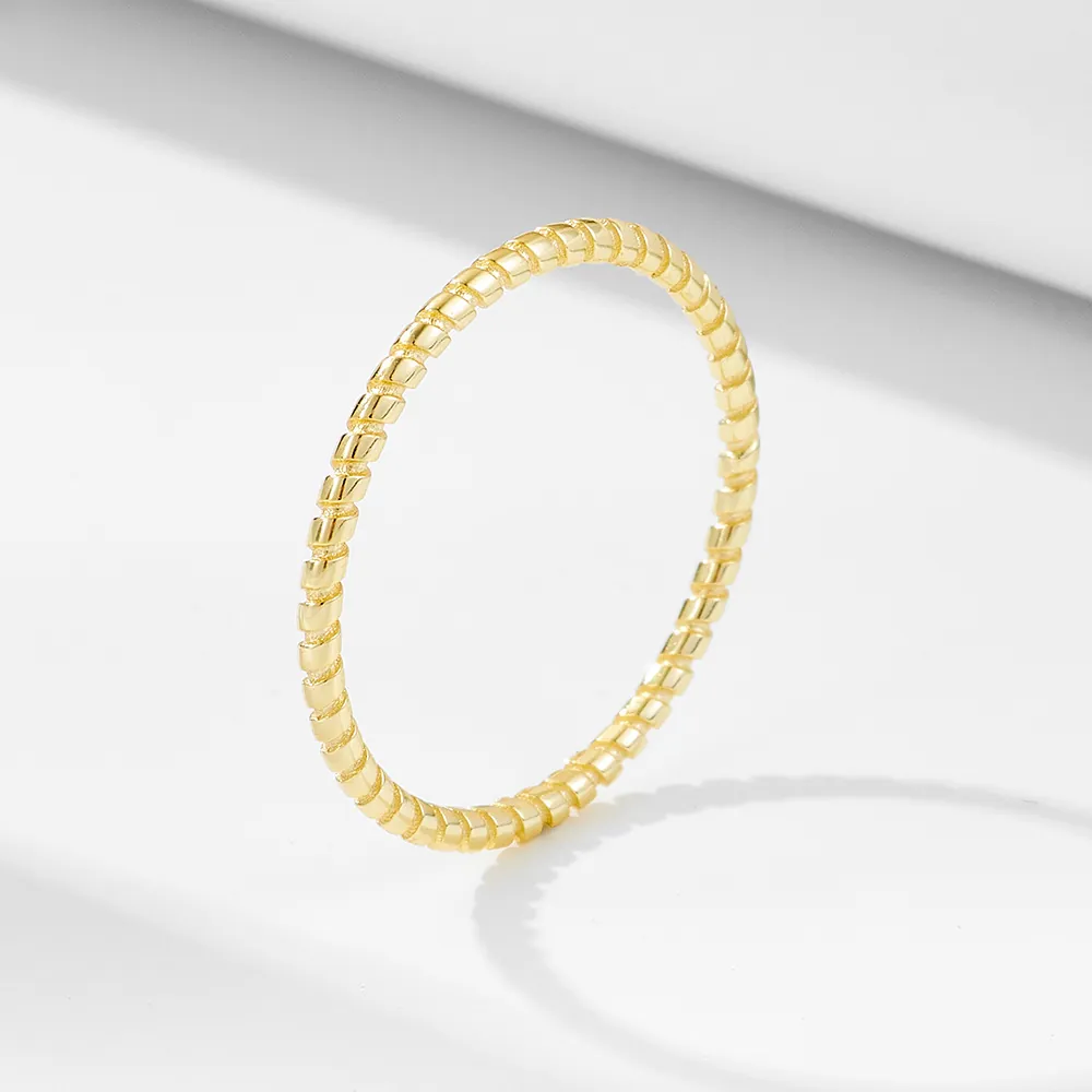 925 Sterling Silver Twist Ring For Women Minimalist Spiral Twisted Geometric Plain Thin Finger Ring Fashion Jewelry Accessory