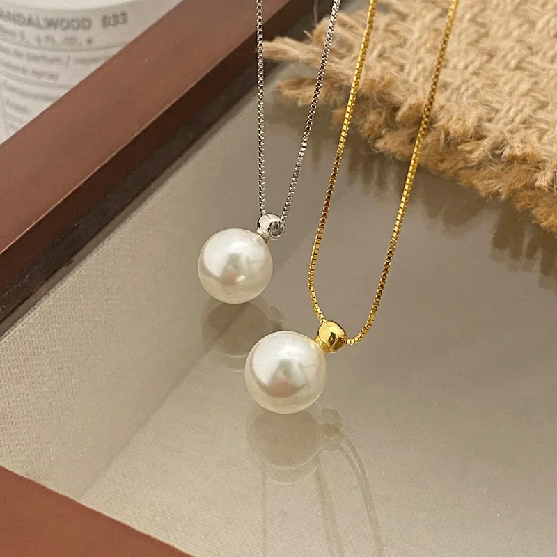 Artificial Pearl Pendant Necklace 925 Sterling Silver French Retro Light Luxury Niche Design Jewelry For Women Elegant Gift