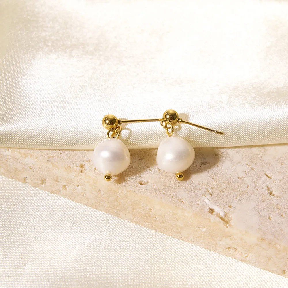 Pendientes De Botón De Perla Barroca Artificial Retro Francesa Chapados En Oro Acero Inoxidable 304 Hipoalergénicos Elegantes Mujer
