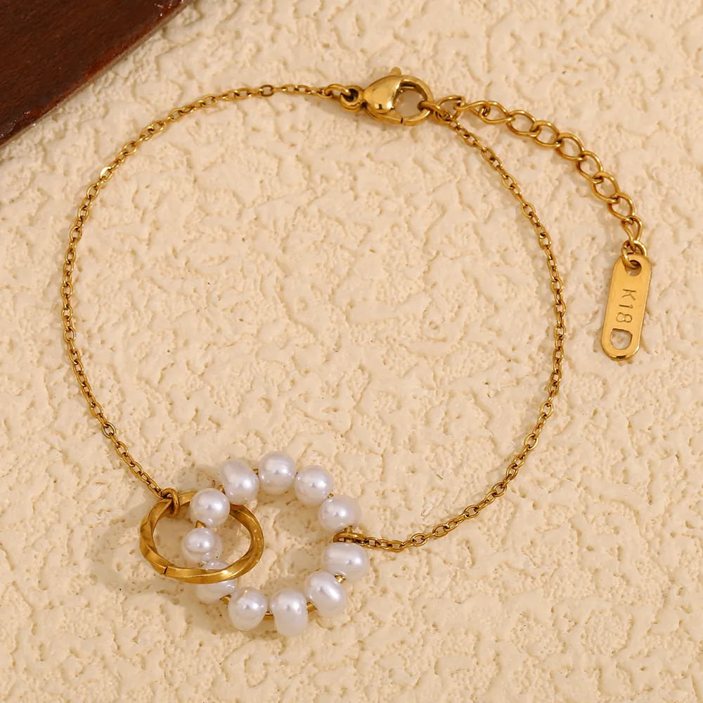 Double Ring Interlocking Bracelet For Women 18K Gold Plated Stainless Steel Minimalist Elegant Imitation Artificial Pearl Jewelry