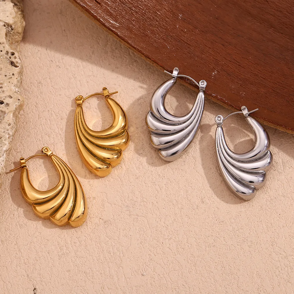 Textured Wave Hoop Earrings Stainless Steel 18K Gold Plated Minimalist Wing Shape Ribbed C Shape Jewelry For Women