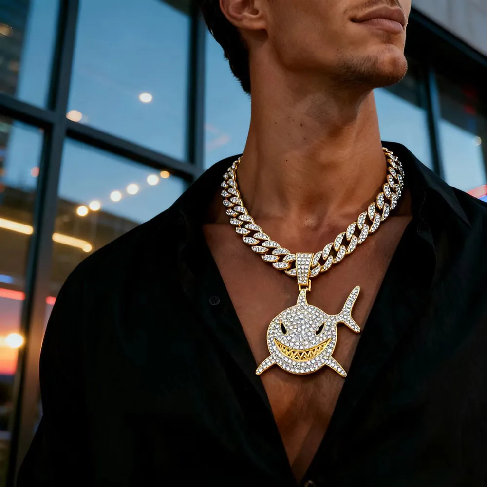 Collier Pendentif Requin Hip Hop Entièrement Serti De Strass Alliage Chaîne Cubaine Pour Hommes Bijoux