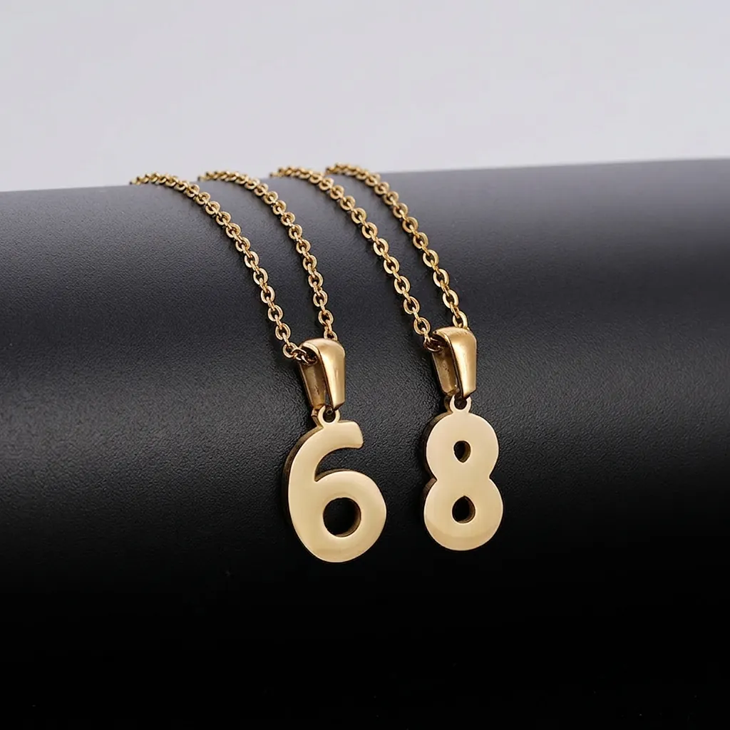 Collier Pendentif Chiffre En Acier Inoxydable Plaqué Or 18K Numéro Ange Chanceux 0-9 Bijoux Minimalistes Cadeau